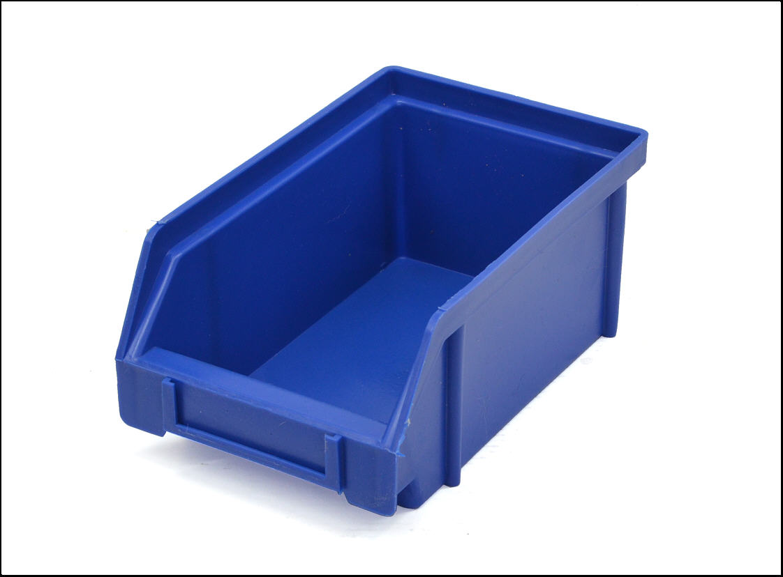 blaue Stapelbox Größe 2